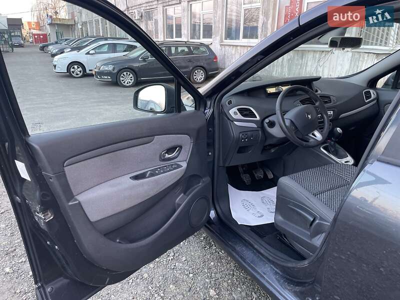 Мінівен Renault Scenic 2011 в Сумах