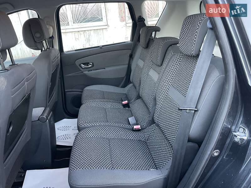 Мінівен Renault Scenic 2011 в Сумах