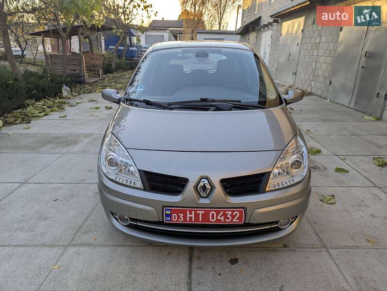 Мінівен Renault Scenic 2006 в Дубні