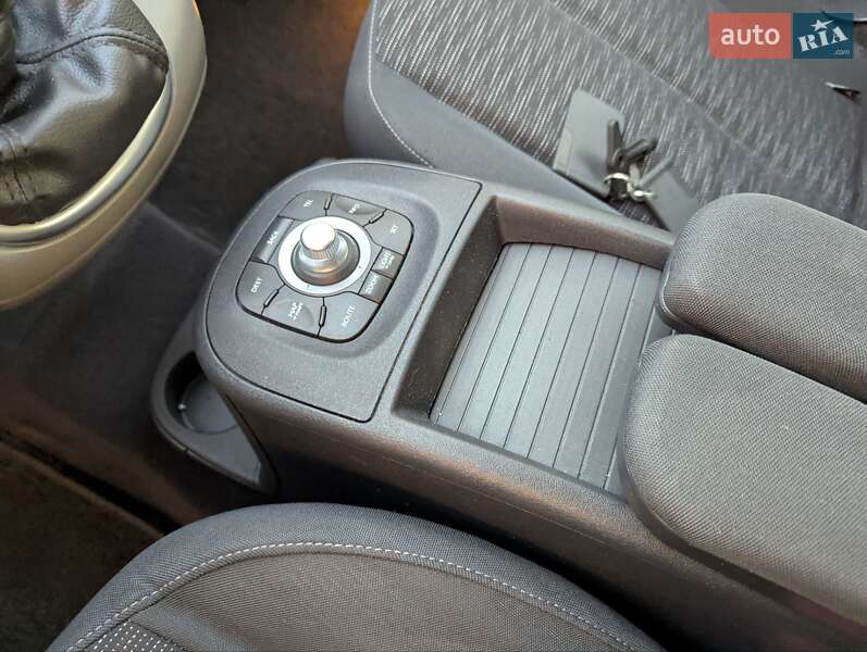 Мінівен Renault Scenic 2006 в Дубні