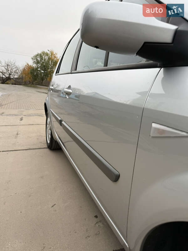 Минивэн Renault Scenic 2007 в Красилове