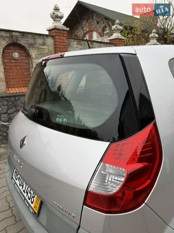 Минивэн Renault Scenic 2007 в Красилове