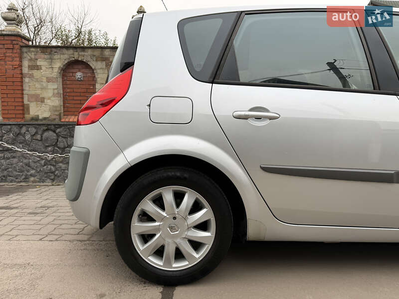 Минивэн Renault Scenic 2007 в Красилове