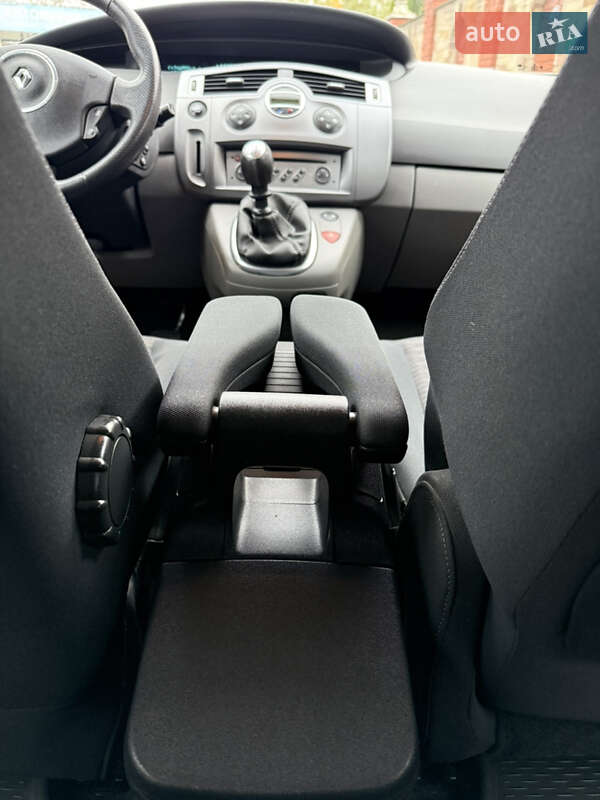 Минивэн Renault Scenic 2007 в Красилове