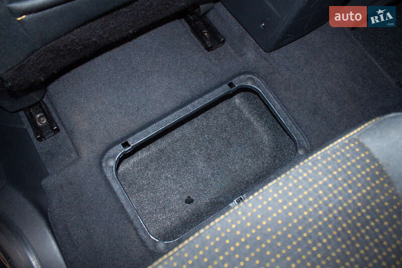 Минивэн Renault Scenic 2009 в Киеве