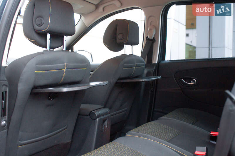 Минивэн Renault Scenic 2009 в Киеве