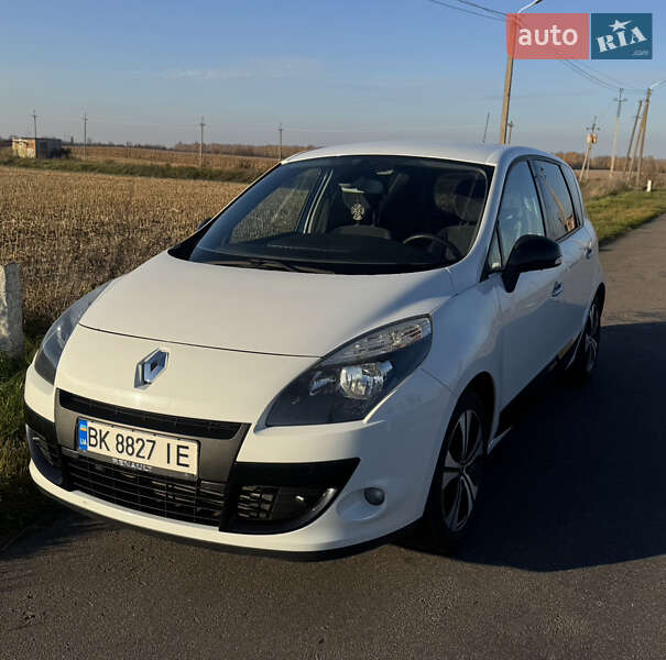 Renault Scenic 2011