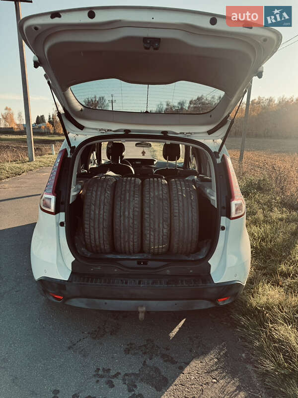 Мінівен Renault Scenic 2011 в Зорі фото 7 Мінівен Renault Scenic 2011 в Зорі