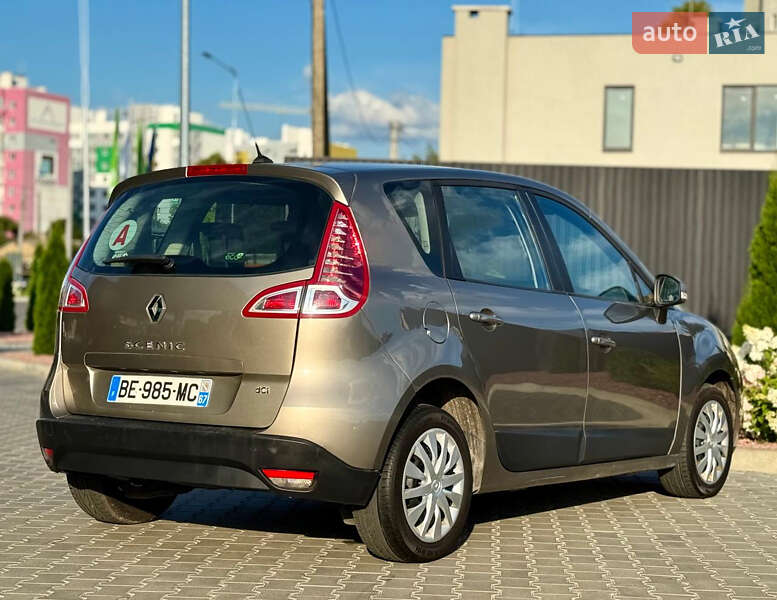 Мінівен Renault Scenic 2010 в Луцьку