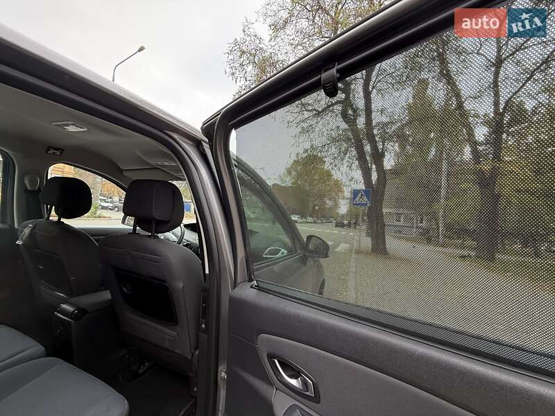 Минивэн Renault Scenic 2010 в Запорожье