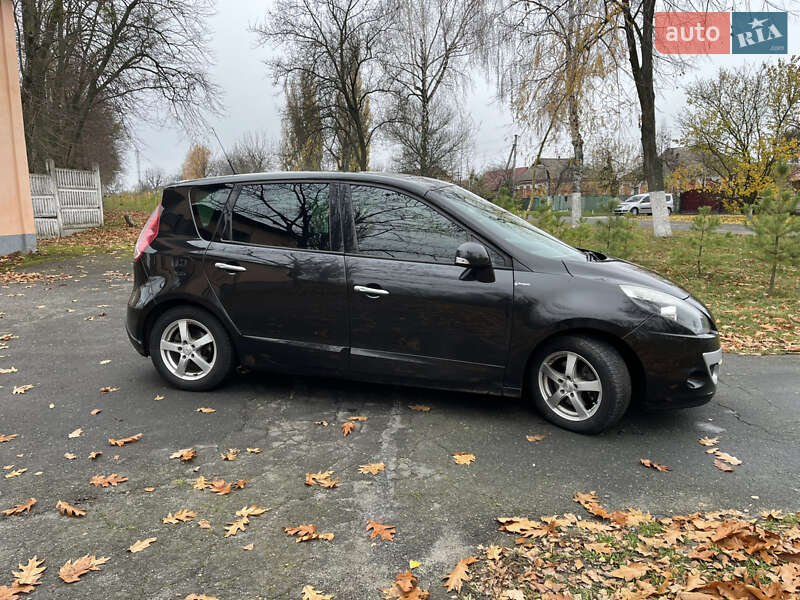 Мінівен Renault Scenic 2009 в Звенигородці