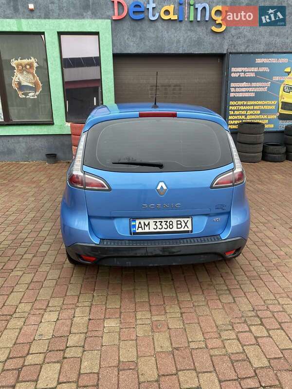 Минивэн Renault Scenic 2012 в Коростене