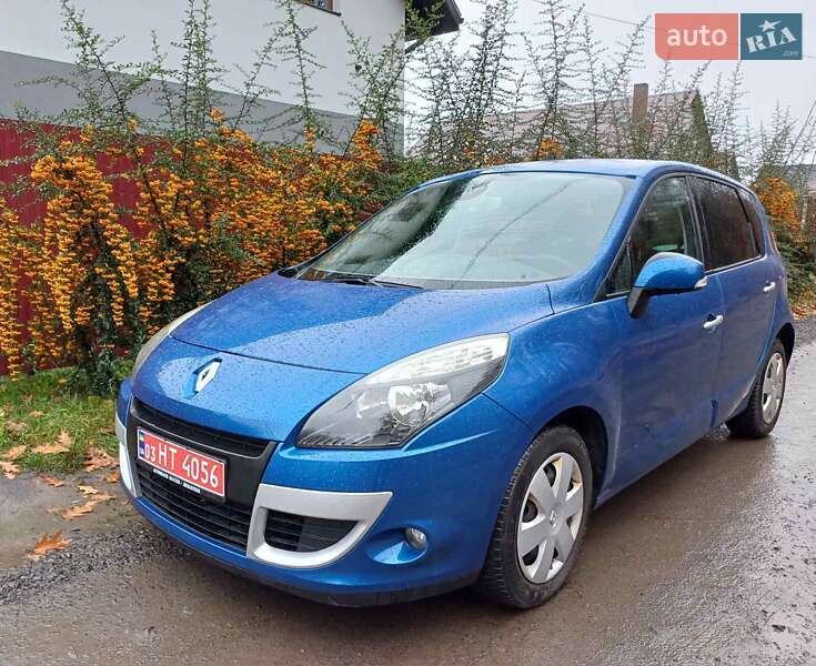Мінівен Renault Scenic 2010 в Луцьку