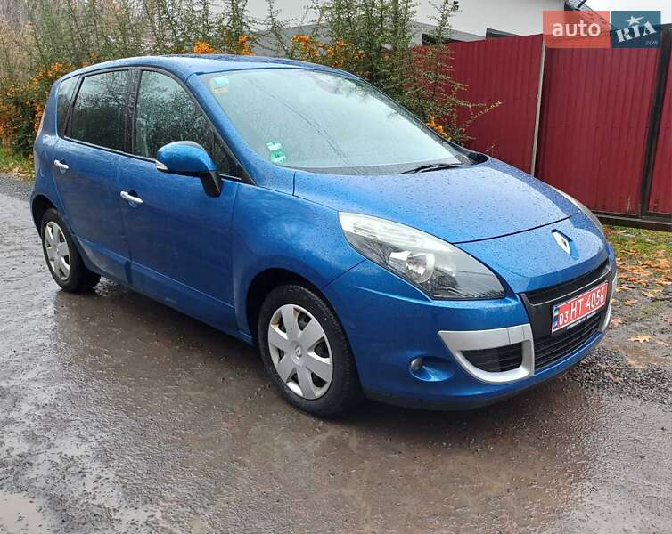 Мінівен Renault Scenic 2010 в Луцьку