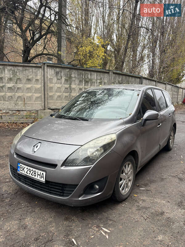 Мінівен Renault Scenic 2009 в Києві фото 3 Мінівен Renault Scenic 2009 в Києві