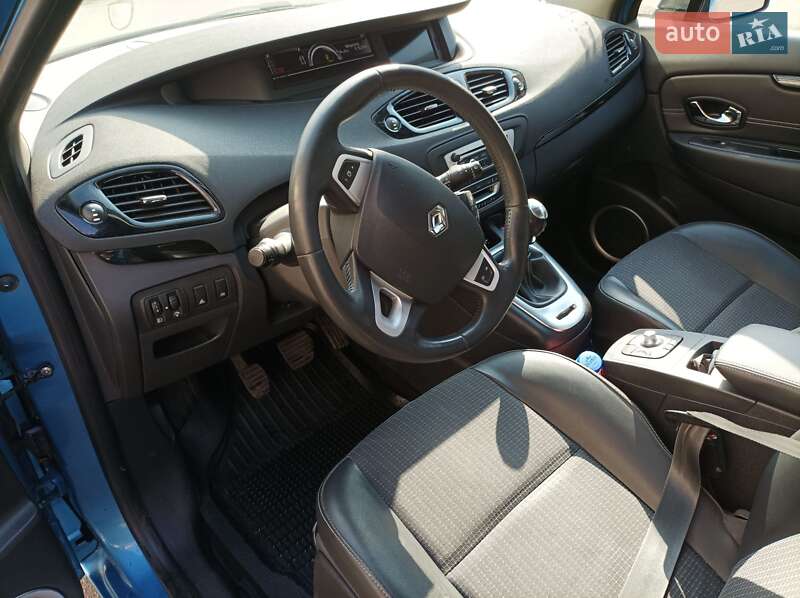 Мінівен Renault Scenic 2012 в Конотопі