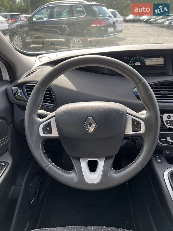 Минивэн Renault Scenic 2011 в Черкассах