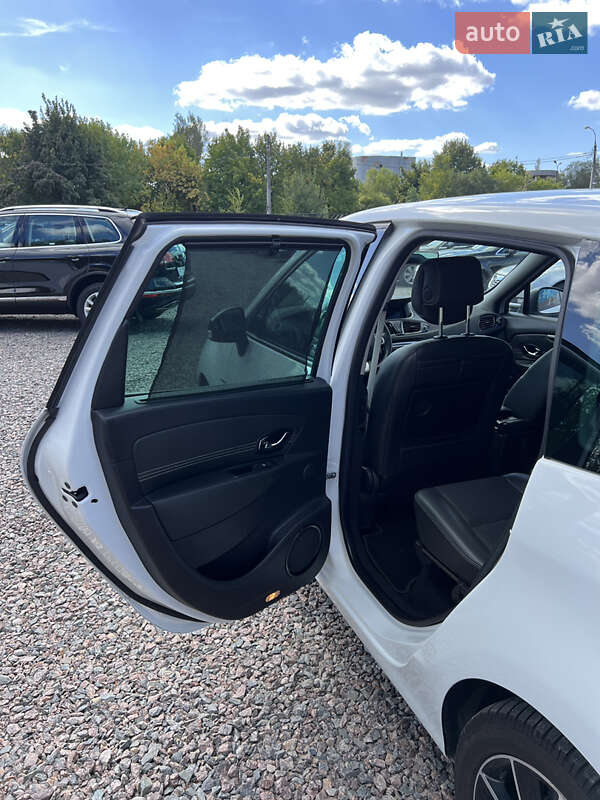 Минивэн Renault Scenic 2011 в Черкассах