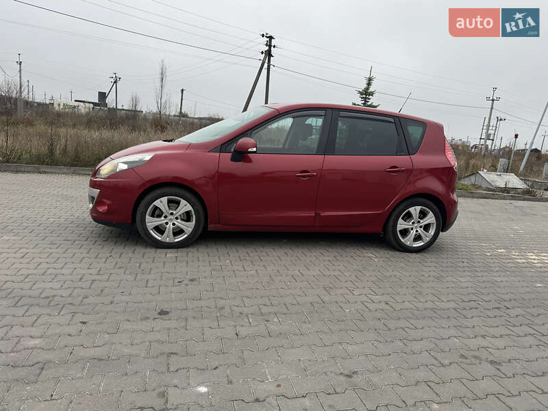 Минивэн Renault Scenic 2010 в Виннице