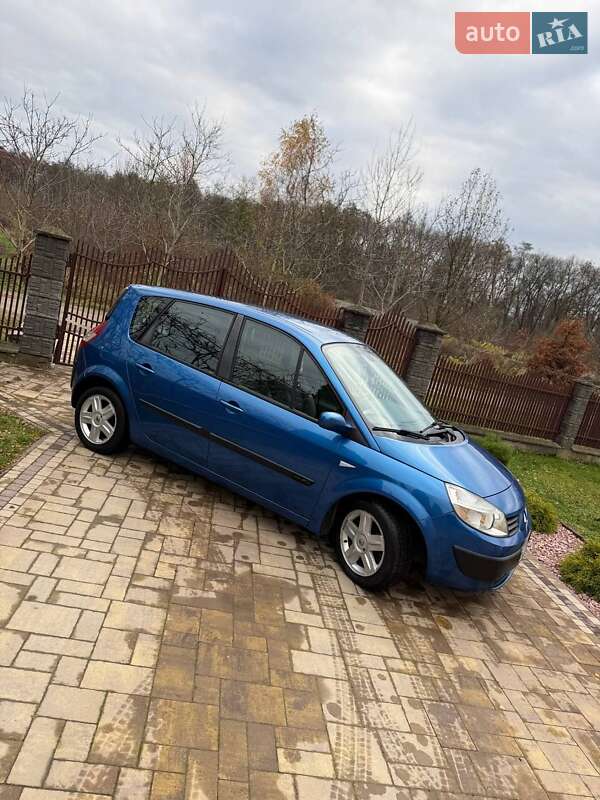 Минивэн Renault Scenic 2005 в Самборе