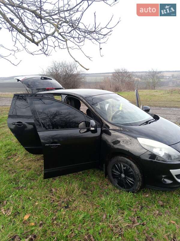 Минивэн Renault Scenic 2010 в Красилове фото 14 Минивэн Renault Scenic 2010 в Красилове
