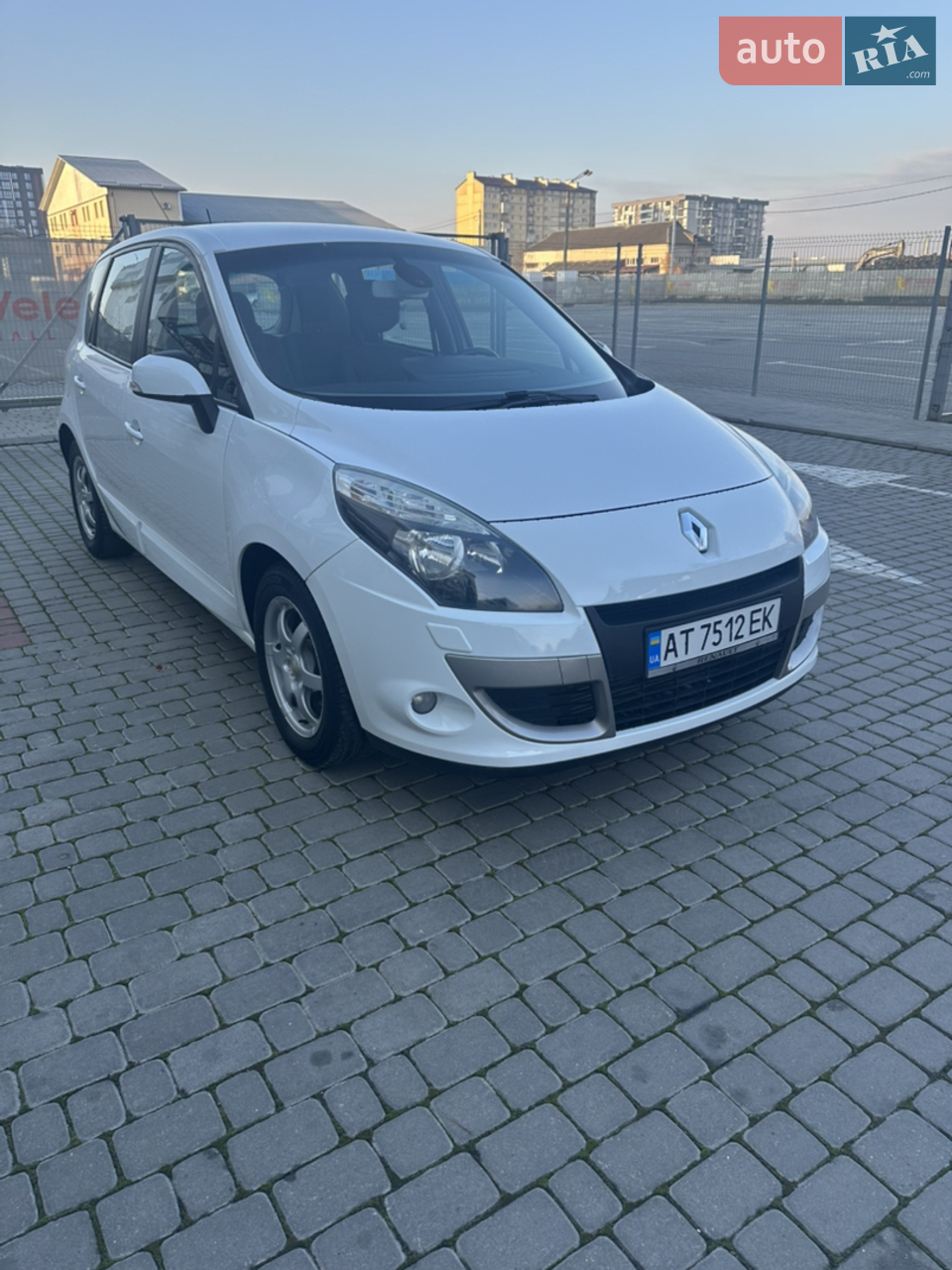 2011 Renault Scenic - мініатюра 21