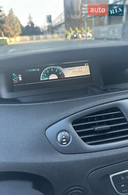 Минивэн Renault Scenic 2011 в Ивано-Франковске