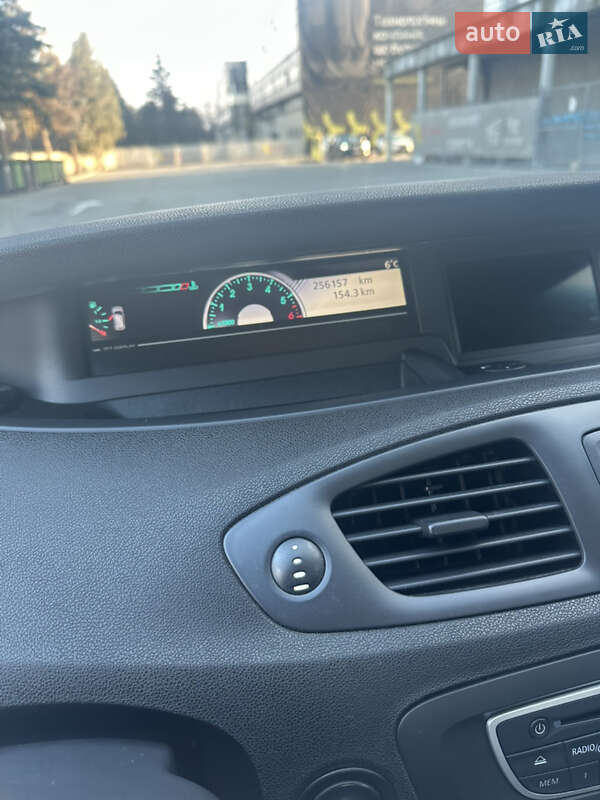 Минивэн Renault Scenic 2011 в Ивано-Франковске фото 8 Минивэн Renault Scenic 2011 в Ивано-Франковске