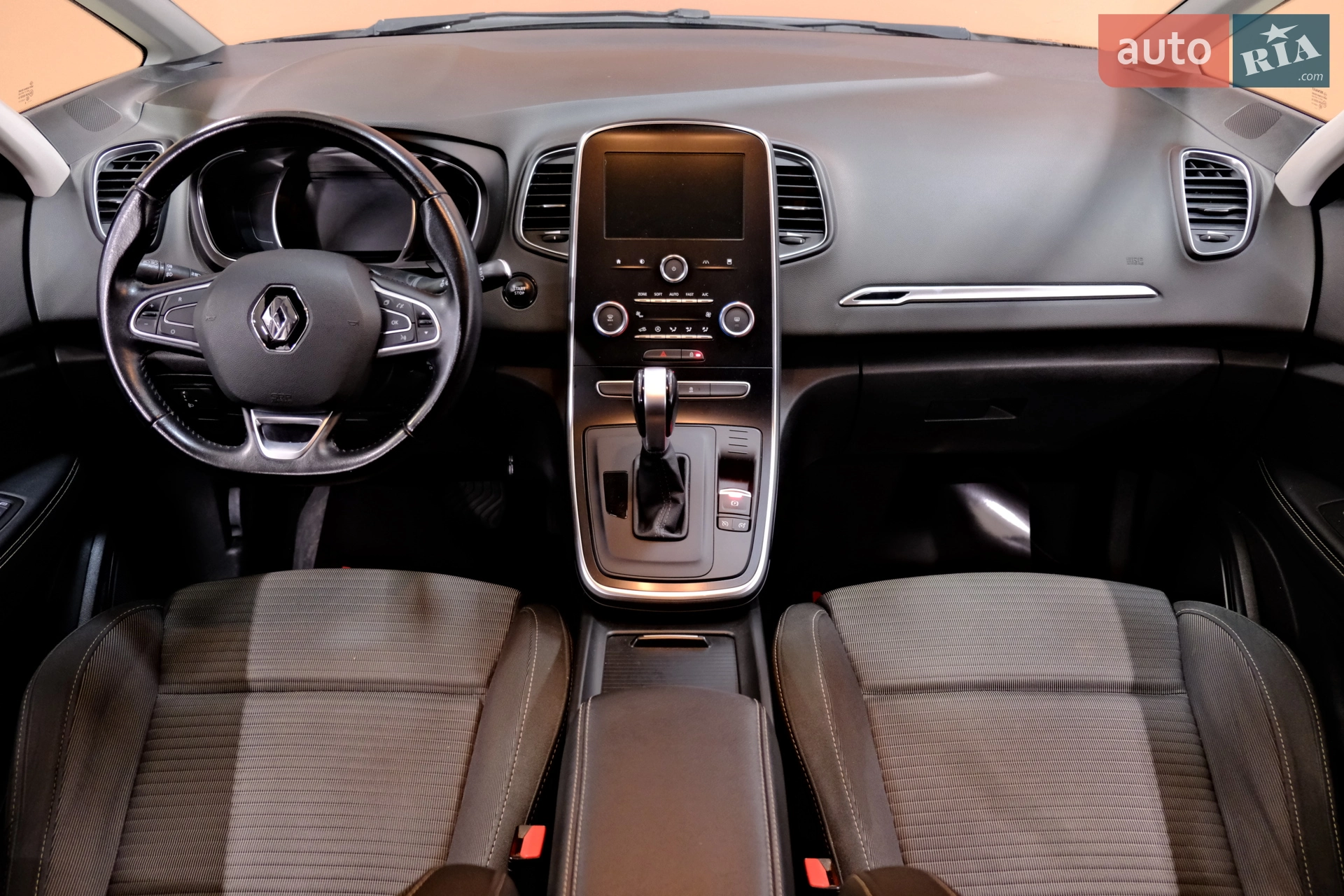 2017 Renault Scenic - мініатюра 46