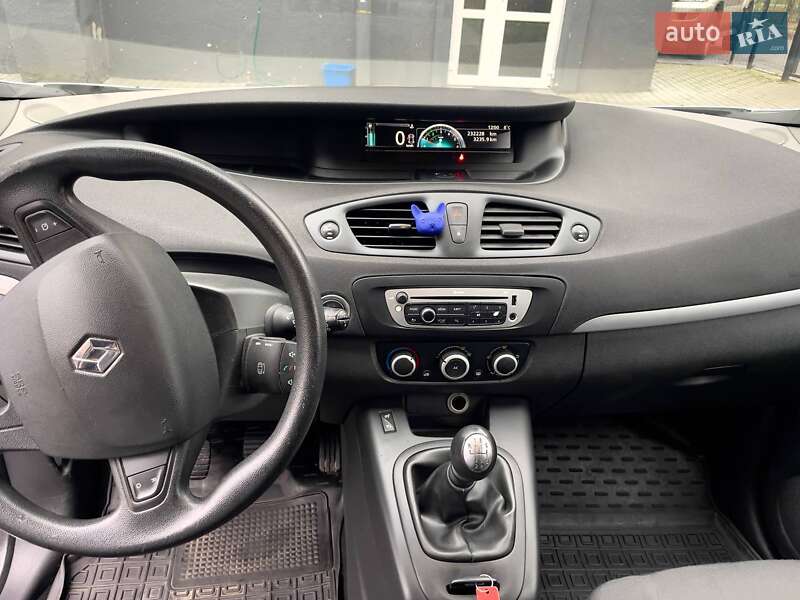 Минивэн Renault Scenic 2012 в Ивано-Франковске фото 39 Минивэн Renault Scenic 2012 в Ивано-Франковске