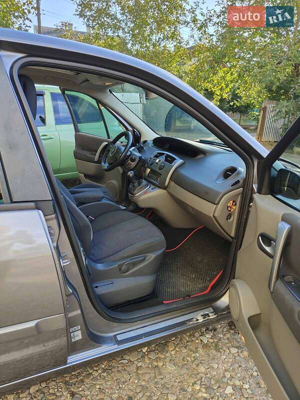 Мінівен Renault Scenic 2008 в Новоселиці