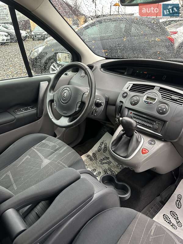 Мінівен Renault Scenic 2004 в Смілі