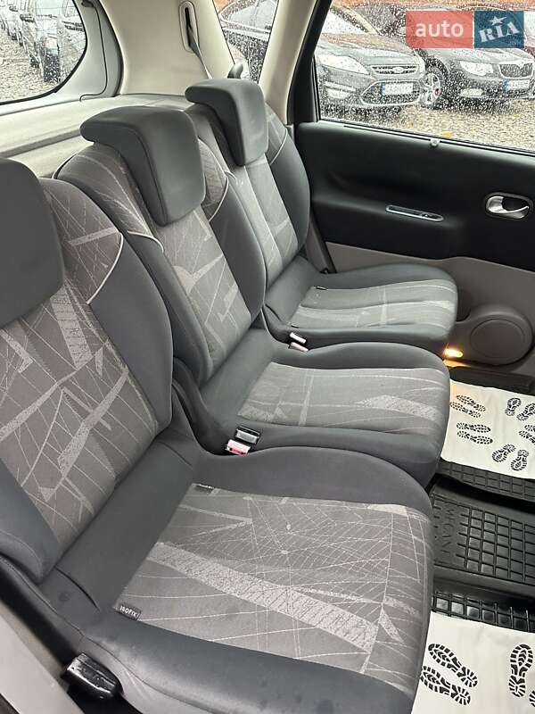 Мінівен Renault Scenic 2004 в Смілі