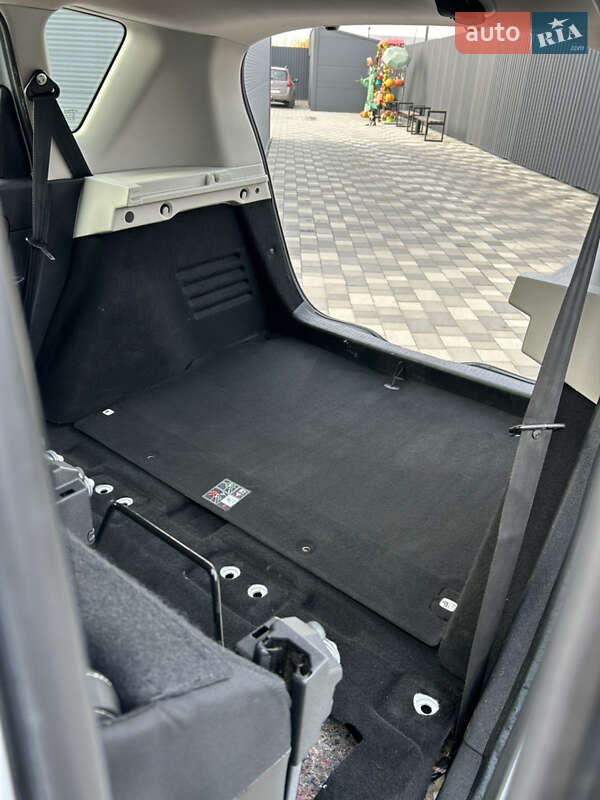 Мінівен Renault Scenic 2013 в Полтаві фото 61 Мінівен Renault Scenic 2013 в Полтаві