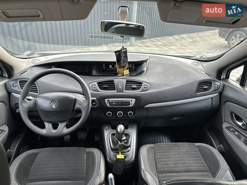 Мінівен Renault Scenic 2013 в Полтаві фото 126 Мінівен Renault Scenic 2013 в Полтаві