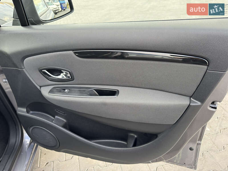 Мінівен Renault Scenic 2013 в Луцьку