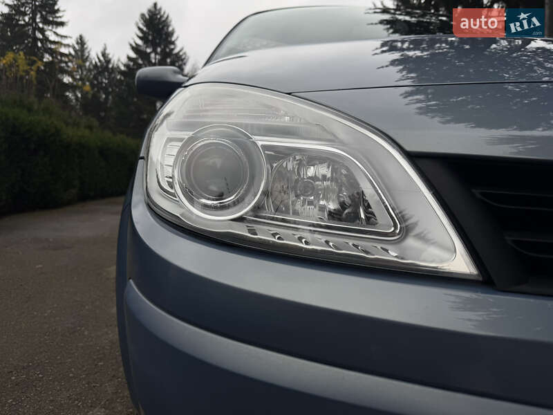 Минивэн Renault Scenic 2008 в Умани фото 33 Минивэн Renault Scenic 2008 в Умани