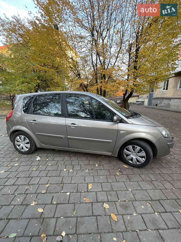 Мінівен Renault Scenic 2008 в Луцьку