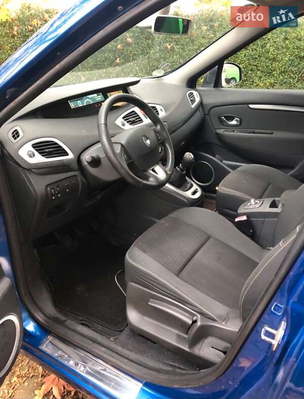 Мінівен Renault Scenic 2010 в Луцьку