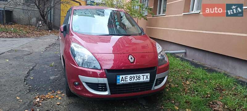 Минивэн Renault Scenic 2011 в Ровно фото 15 Минивэн Renault Scenic 2011 в Ровно