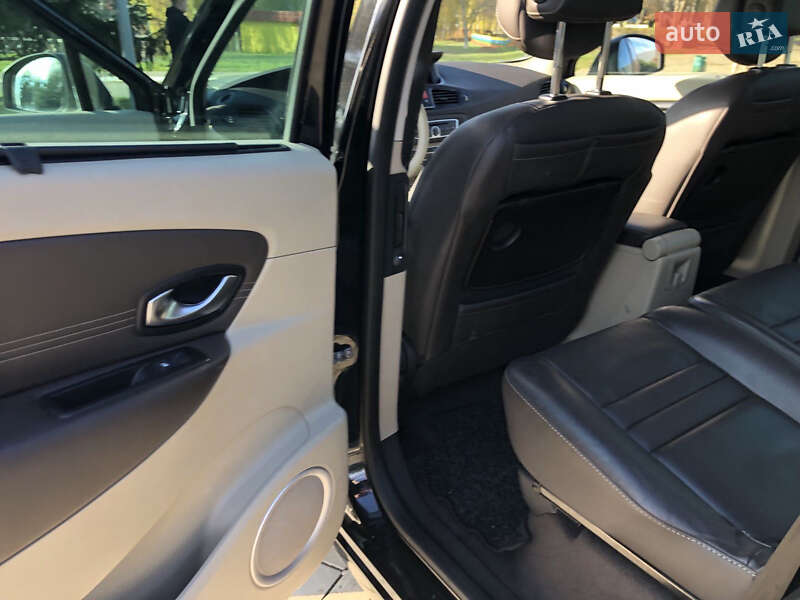Минивэн Renault Scenic 2011 в Луцке фото 29 Минивэн Renault Scenic 2011 в Луцке