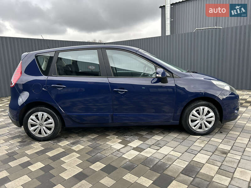 Мінівен Renault Scenic 2012 в Полтаві