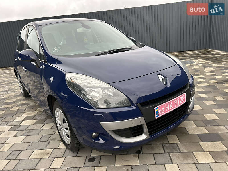 Мінівен Renault Scenic 2012 в Полтаві