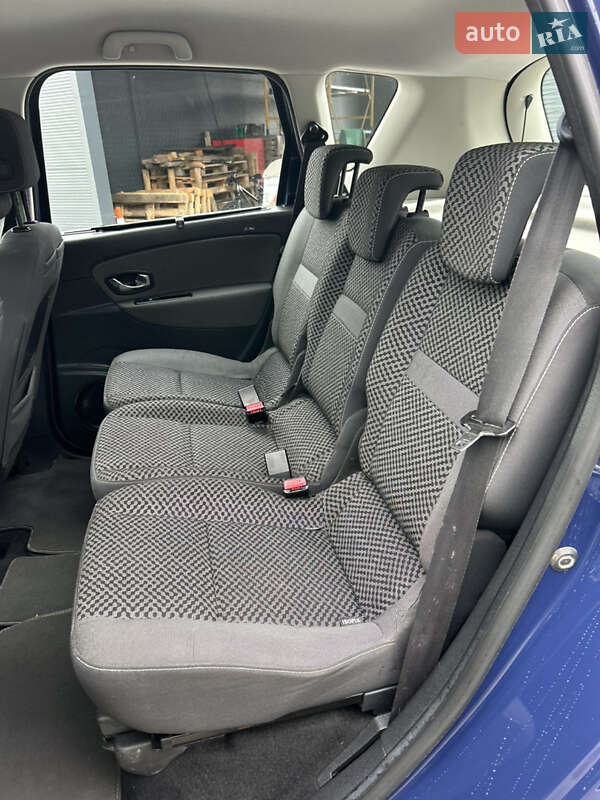 Мінівен Renault Scenic 2012 в Полтаві