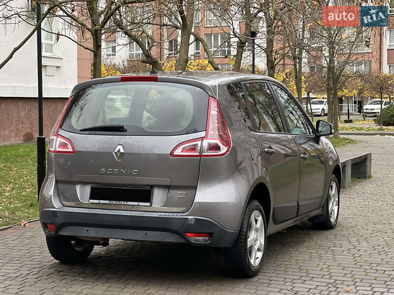 Мінівен Renault Scenic 2010 в Івано-Франківську