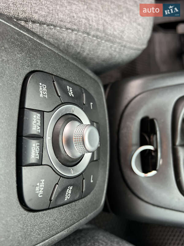 Мінівен Renault Scenic 2010 в Івано-Франківську