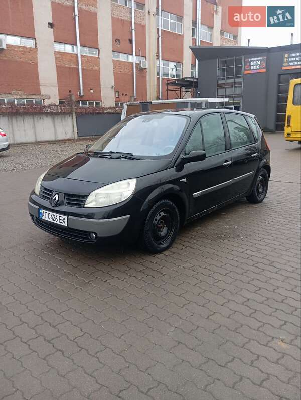 Минивэн Renault Scenic 2004 в Калуше