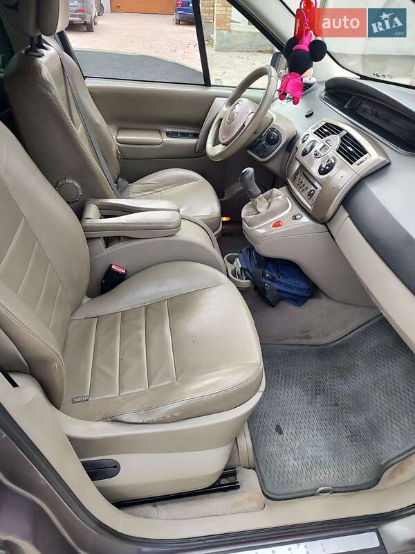 Мінівен Renault Scenic 2004 в Почаєві фото 14 Мінівен Renault Scenic 2004 в Почаєві
