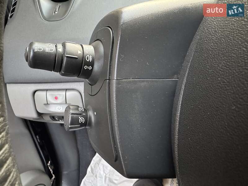 Минивэн Renault Scenic 2008 в Дубно