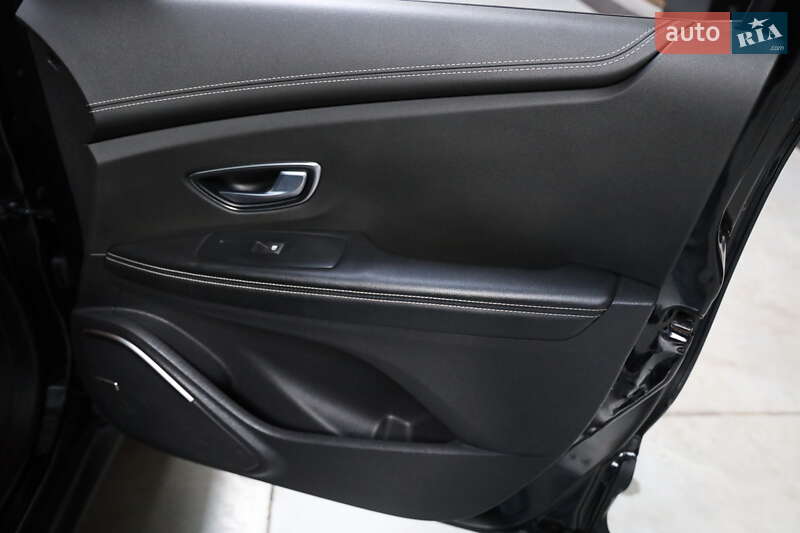 Мінівен Renault Scenic 2017 в Луцьку